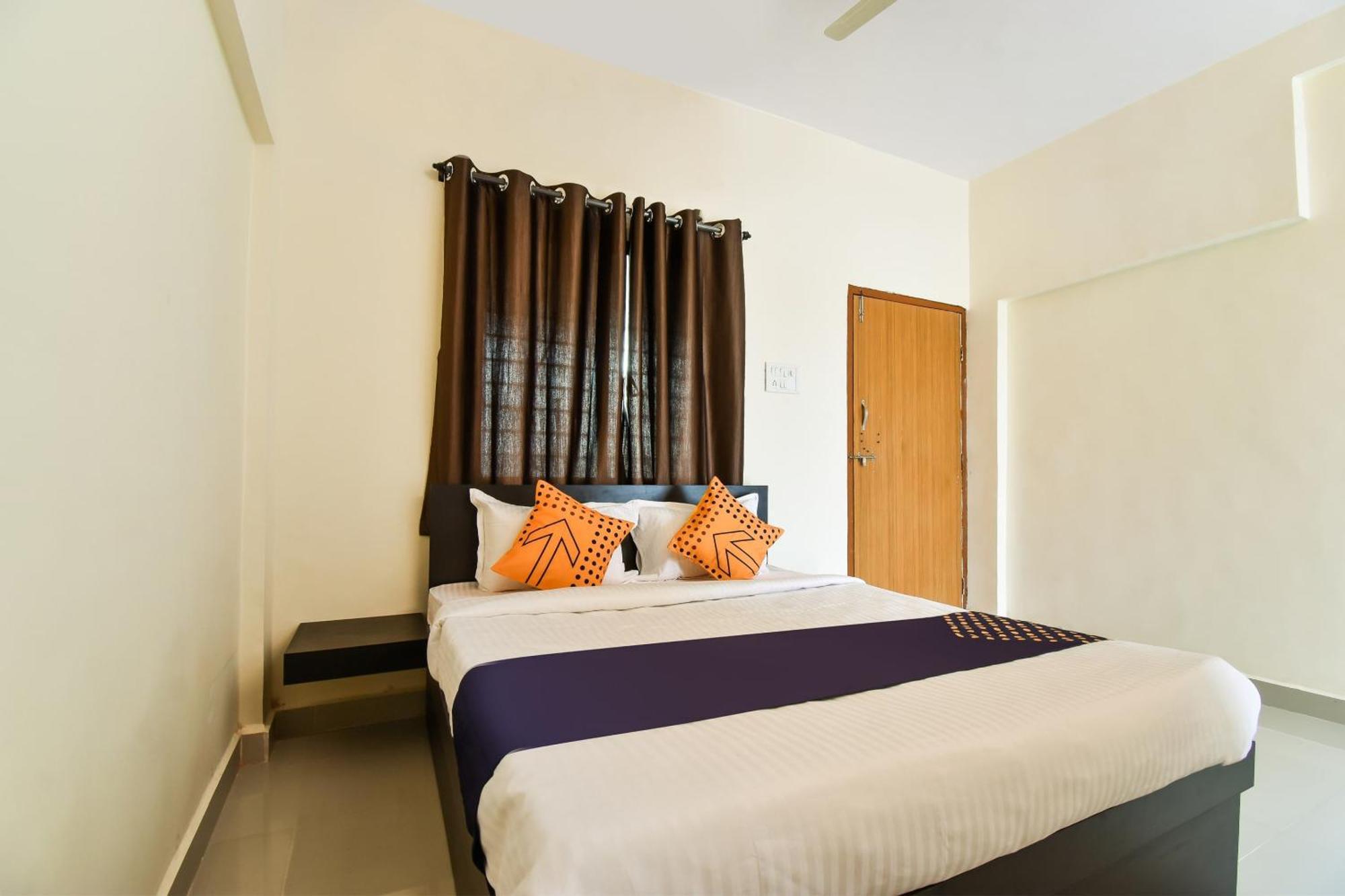 Spot On Carnival Resorts Rāipur Buitenkant foto