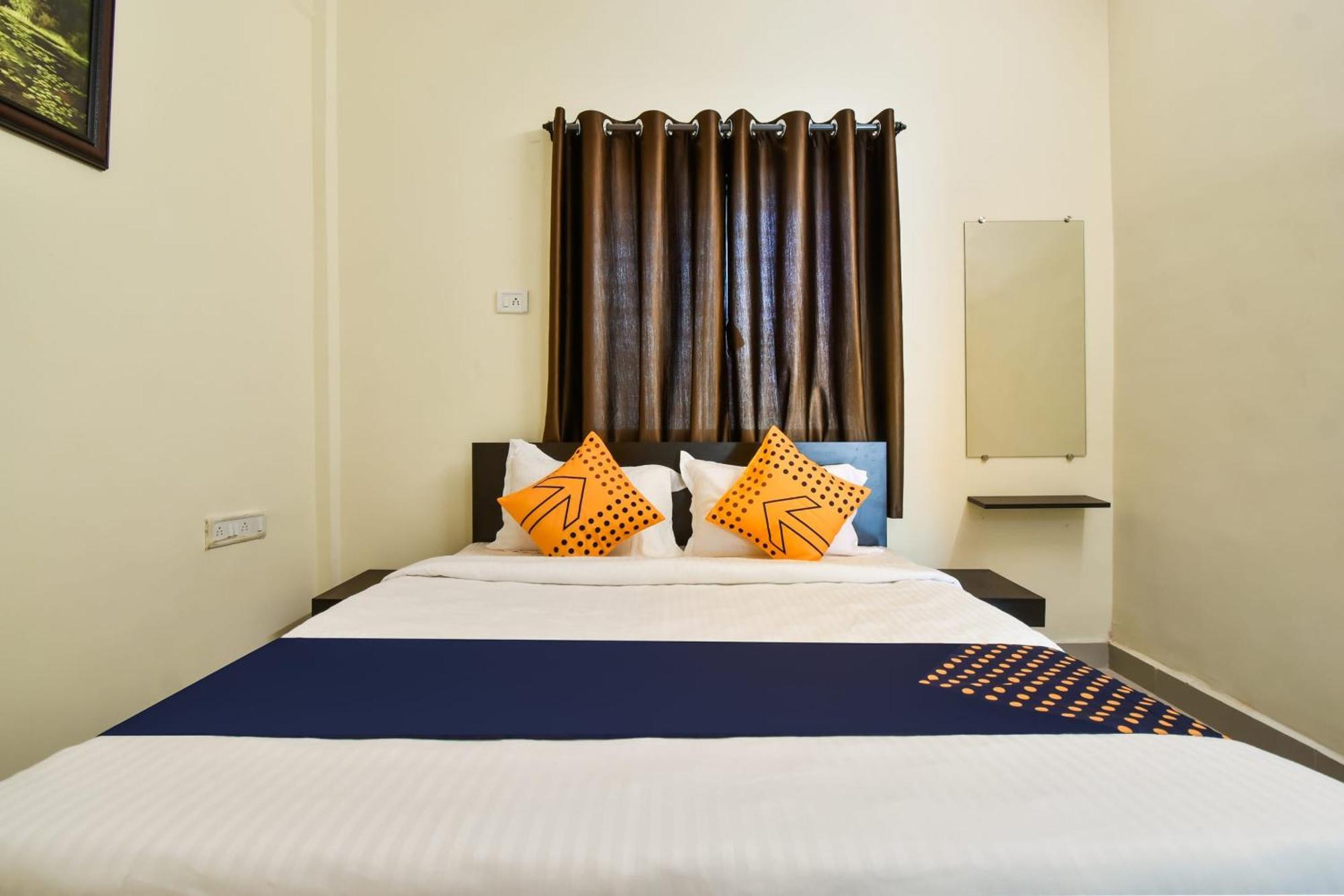 Spot On Carnival Resorts Rāipur Buitenkant foto