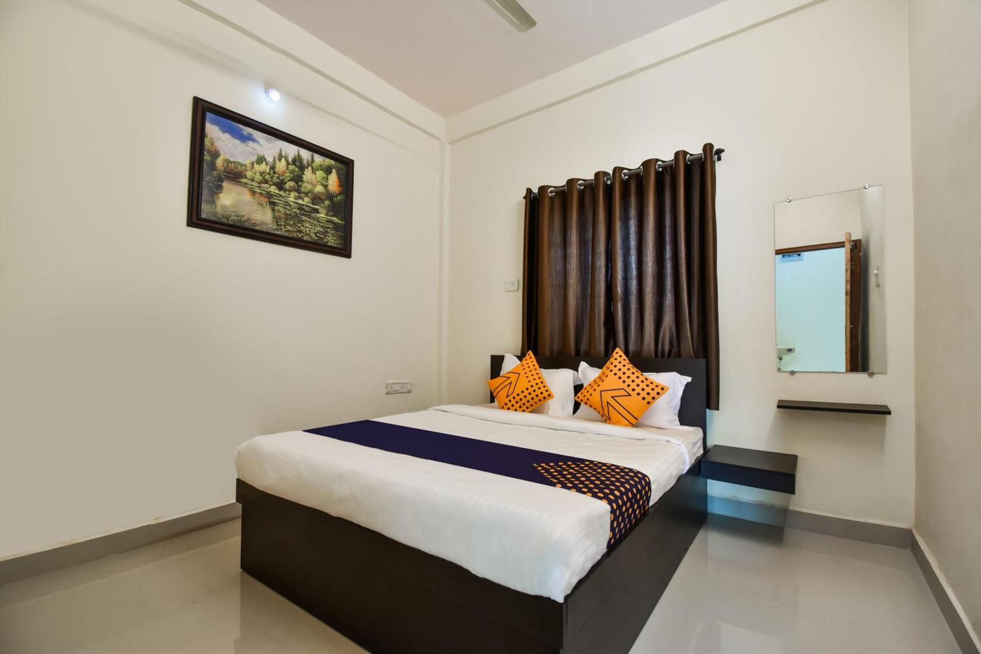 Spot On Carnival Resorts Rāipur Buitenkant foto