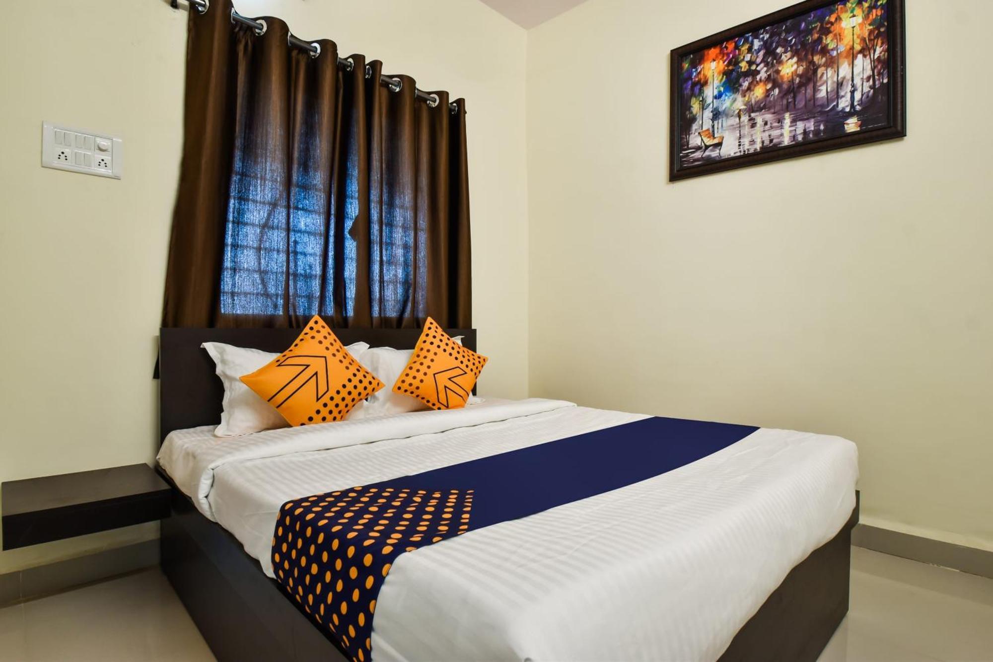 Spot On Carnival Resorts Rāipur Buitenkant foto