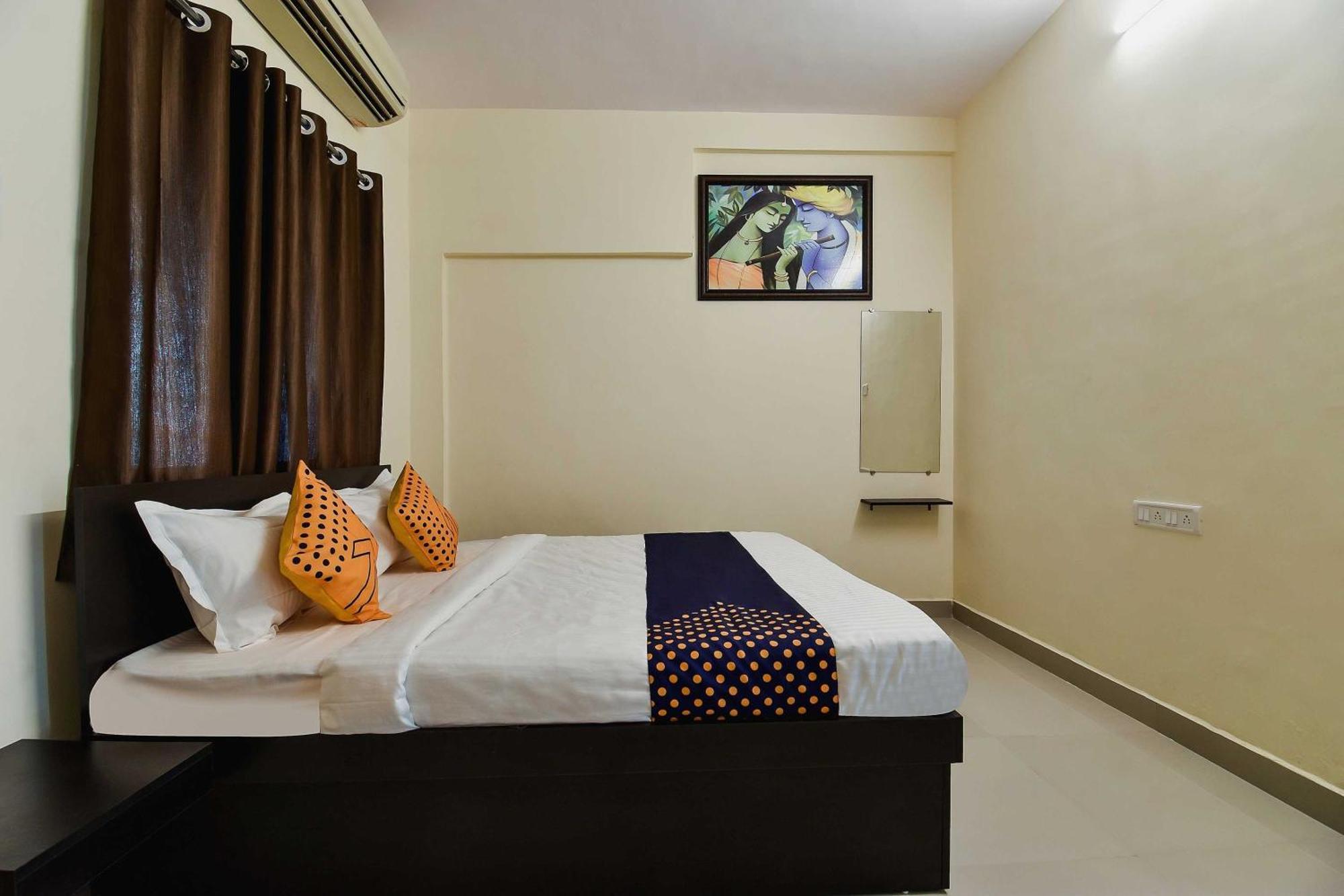 Spot On Carnival Resorts Rāipur Buitenkant foto
