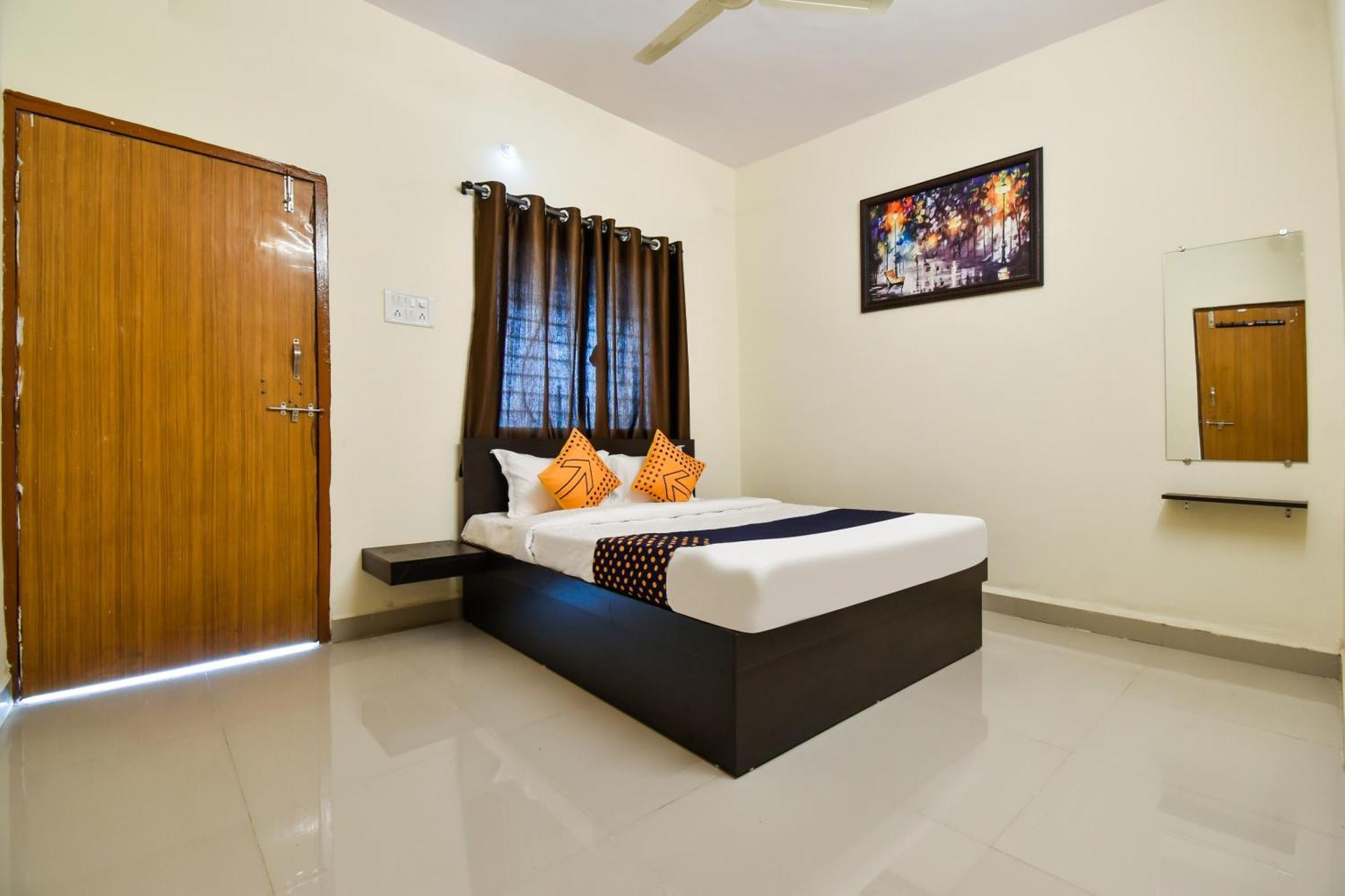 Spot On Carnival Resorts Rāipur Buitenkant foto